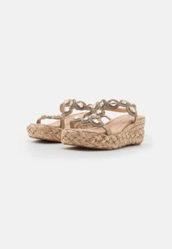 Alma En Pena Sandalen Met Sleehak - Beige -Alma En Pena Winkel 18e6400368264c168d0a8dddaff3793e