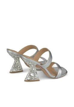 Alma En Pena Grimbergen - Muiltjes Met Hak - Plata -Alma En Pena Winkel 2da3187c65494de18820032c59add9f5