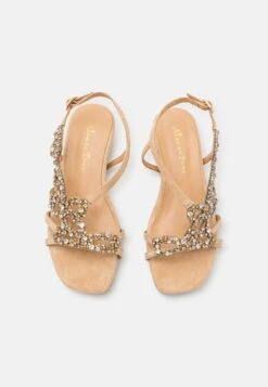 Alma En Pena Sandalen Met Sleehak - Sand 11 Alma En Pena Sandalen Met Sleehak - Sand -Alma En Pena Winkel 7d94f521c4c543879ae3ad14bb63af45