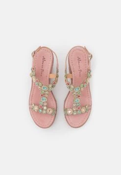 Alma En Pena Sandalen Met Plateauzool - Old Pink -Alma En Pena Winkel 815b2a2c50e9413d9905d3c7d147f3b7