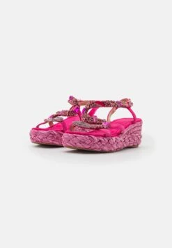 Alma En Pena Sandalen Met Sleehak - Fuxia -Alma En Pena Winkel 8df6a45e4458471c86154aa5260400b8