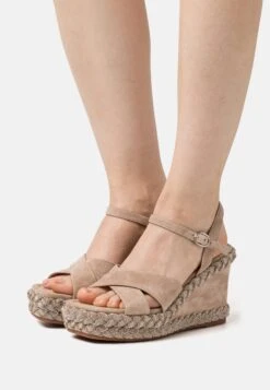 Alma En Pena Sandalen Met Hoge Hak - Beige