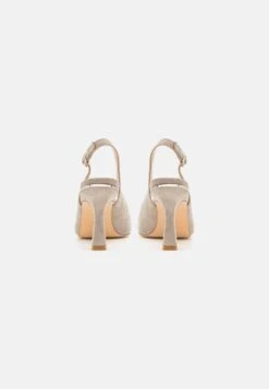 Alma En Pena Klassieke Pumps - Beige -Alma En Pena Winkel d9a2c8f487f84855835d8ac0a2f9870a